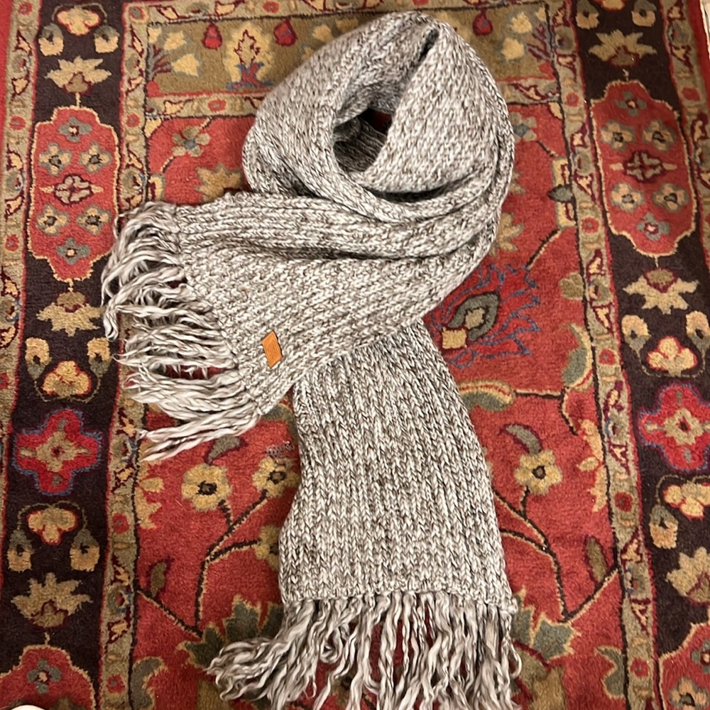 Coach 100% wool scarf. Like new!